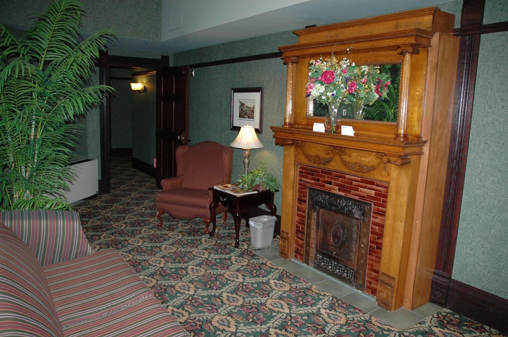 Hickok'S Hotel And Gaming Deadwood Exterior photo